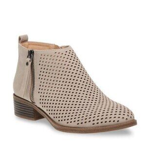 Time And Tru Size 9 Booties Perforated Taupe Low-Heel Memory Foam Side Zip Boots